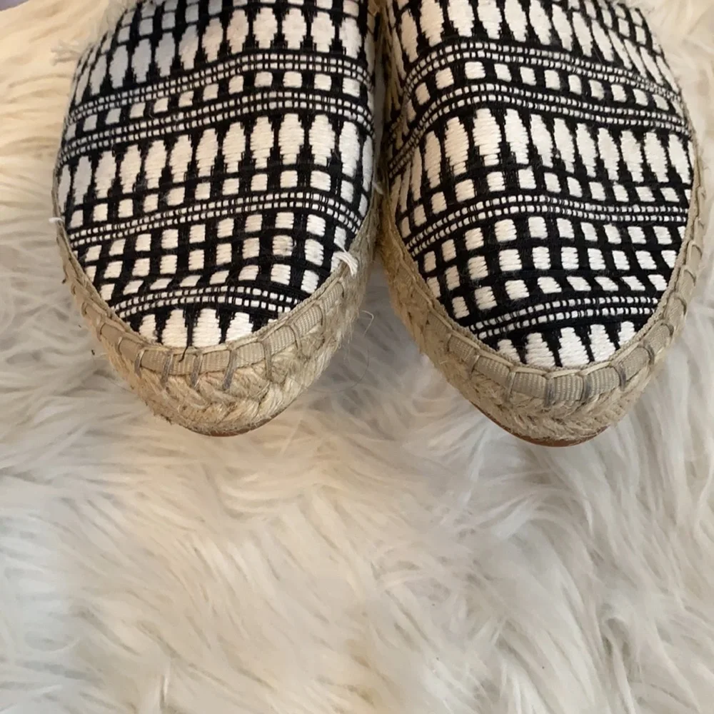 Rebecca Minkoff closed toe